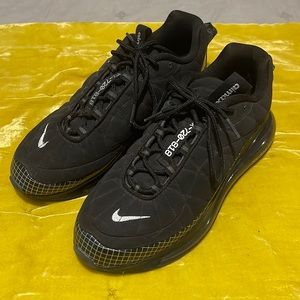 Nike MX-720-818